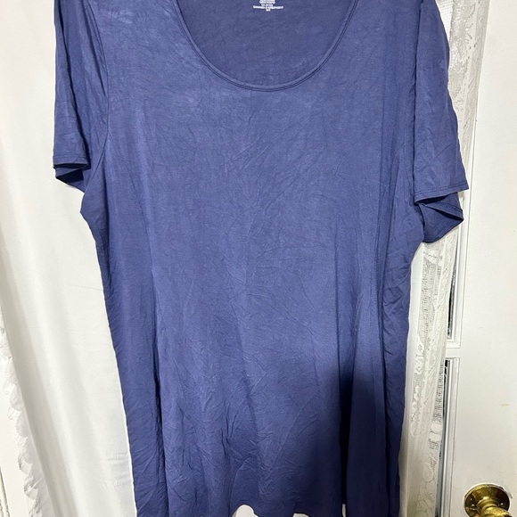 George Olive and Navy tops -3x/2x- two comfortable tops-new or like new - Picture 9 of 12